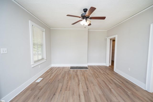 14 Damson Street, Spartanburg, SC 29303