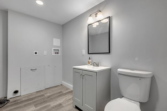 9 Beechwood Road, Plainville, CT 06062