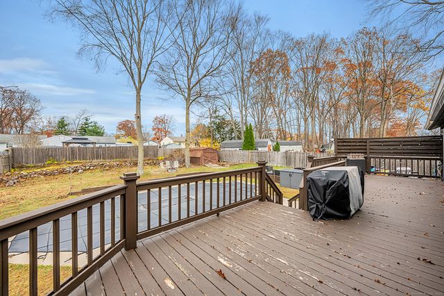 9 Beechwood Road, Plainville, CT 06062