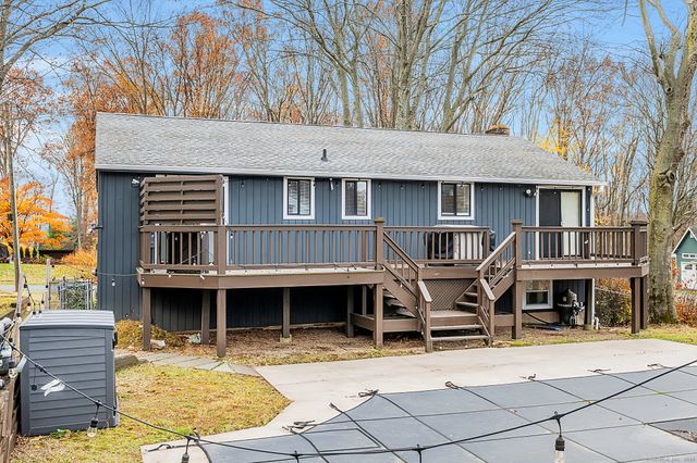 9 Beechwood Road, Plainville, CT 06062