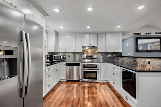 9 Beechwood Road, Plainville, CT 06062