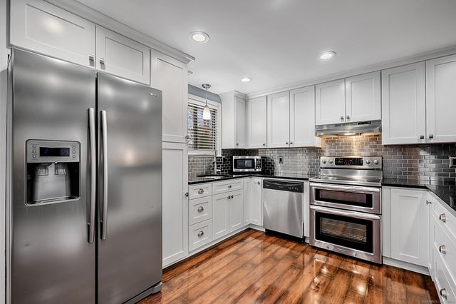 9 Beechwood Road, Plainville, CT 06062