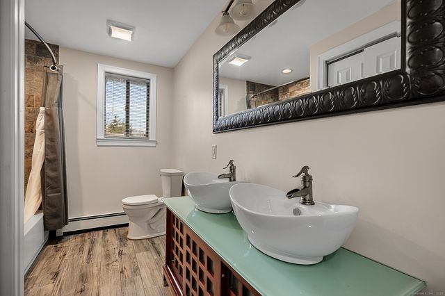 9 Beechwood Road, Plainville, CT 06062