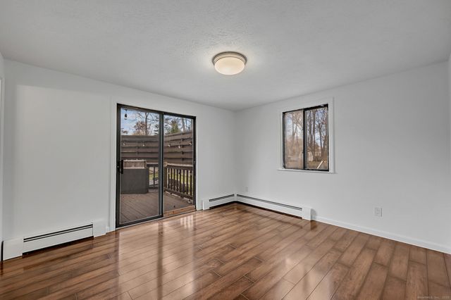 9 Beechwood Road, Plainville, CT 06062