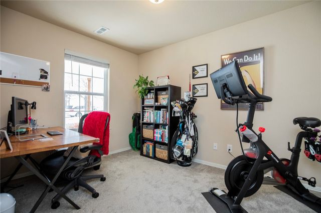 4385 W Serviceberry Drive, Fayetteville, AR 72704
