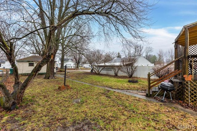 1110 N Walnut Street, Litchfield, IL 62056