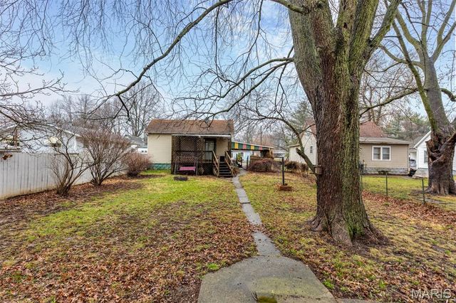 1110 N Walnut Street, Litchfield, IL 62056