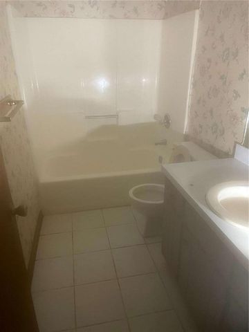 3527 Bramblevine Circle, Lithonia, GA 30038