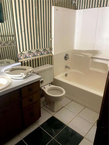 3527 Bramblevine Circle, Lithonia, GA 30038
