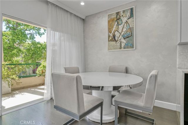 14347 Albers 207, Sherman Oaks, CA 91401