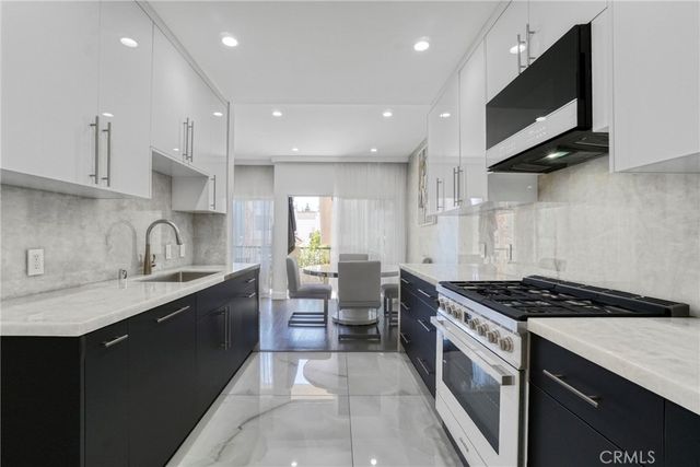 14347 Albers 207, Sherman Oaks, CA 91401