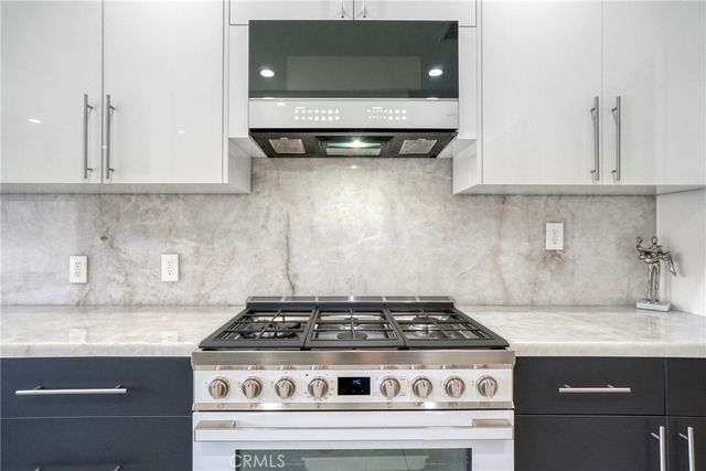 14347 Albers 207, Sherman Oaks, CA 91401