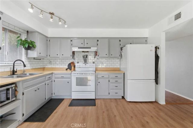 3608 S Half Moon, Bakersfield, CA 93309