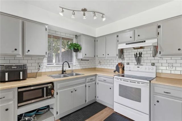 3608 S Half Moon, Bakersfield, CA 93309