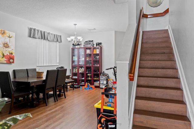 904 NW 126th Avenue, Coral Springs, FL 33071