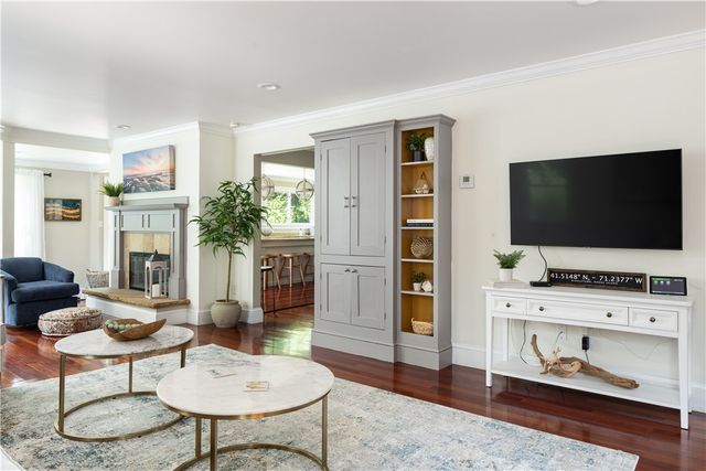 41 Indian Terrace, Middletown, RI 02842