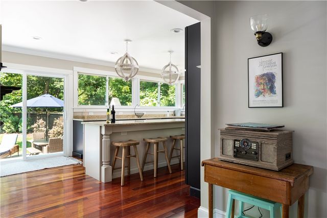 41 Indian Terrace, Middletown, RI 02842