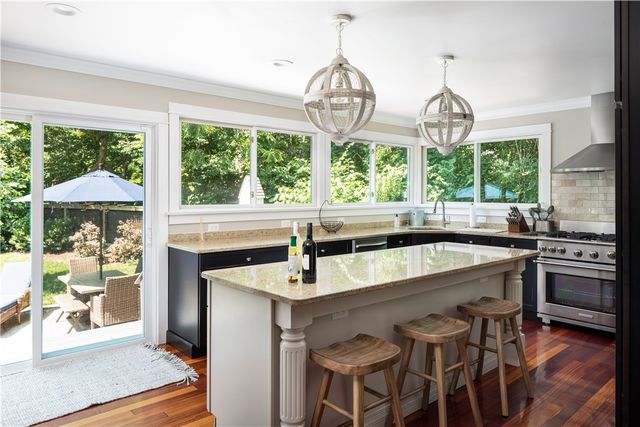 41 Indian Terrace, Middletown, RI 02842