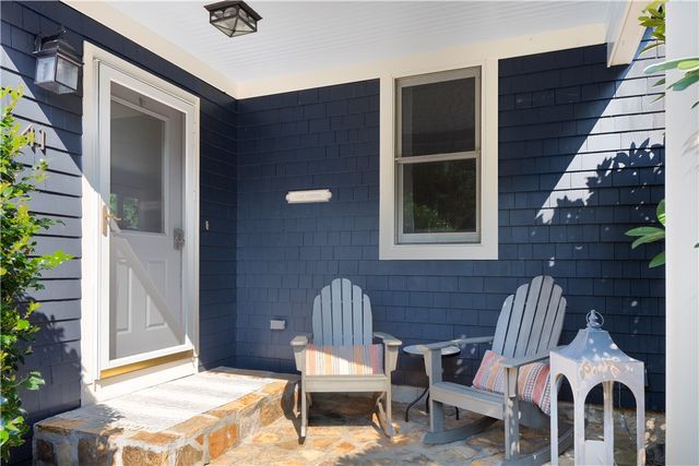 41 Indian Terrace, Middletown, RI 02842