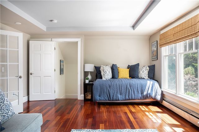 41 Indian Terrace, Middletown, RI 02842