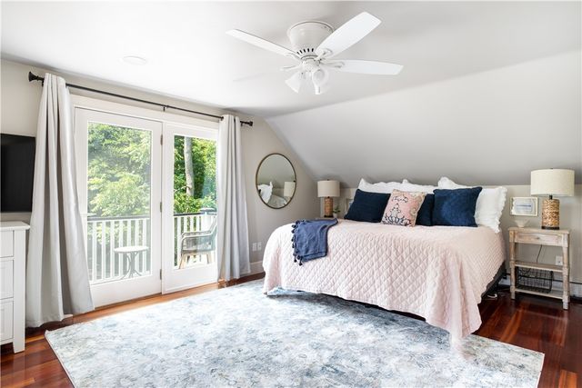 41 Indian Terrace, Middletown, RI 02842