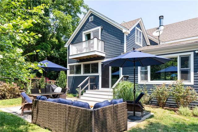 41 Indian Terrace, Middletown, RI 02842