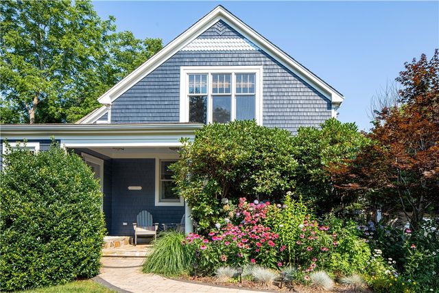 41 Indian Terrace, Middletown, RI 02842