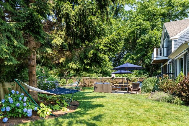 41 Indian Terrace, Middletown, RI 02842