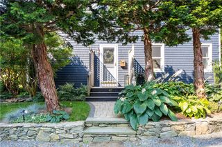 41 Indian Terrace, Middletown, RI 02842