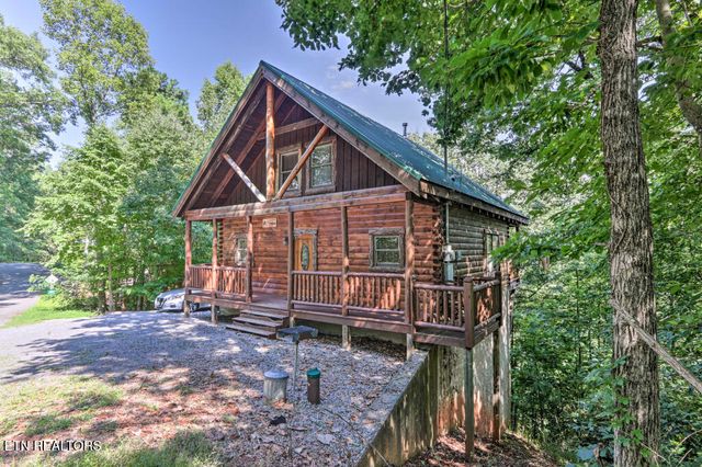 1118 Ski View Lane, Sevierville, TN 37876