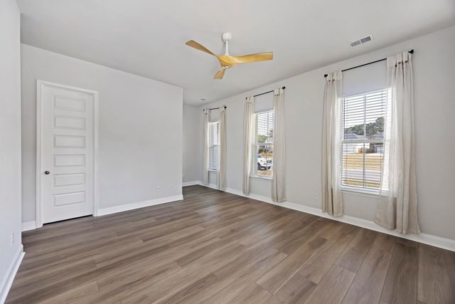 1014 Shore Lap Street, Summerville, SC 29485
