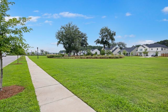 1014 Shore Lap Street, Summerville, SC 29485