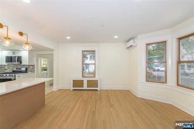 69 W Hanover Avenue, Morris Plains Borough, NJ 07950