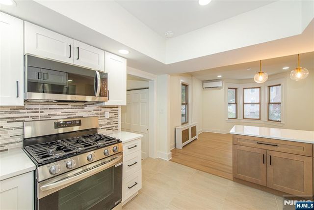 69 W Hanover Avenue, Morris Plains Borough, NJ 07950