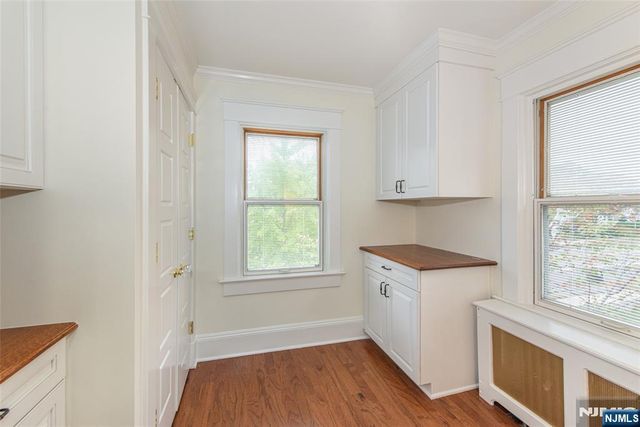 69 W Hanover Avenue, Morris Plains Borough, NJ 07950
