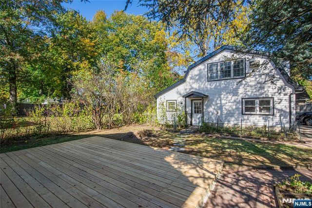 69 W Hanover Avenue, Morris Plains Borough, NJ 07950