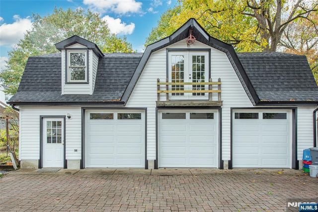 69 W Hanover Avenue, Morris Plains Borough, NJ 07950