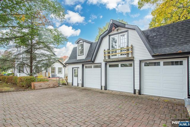 69 W Hanover Avenue, Morris Plains Borough, NJ 07950