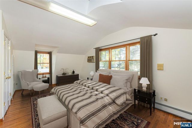 69 W Hanover Avenue, Morris Plains Borough, NJ 07950