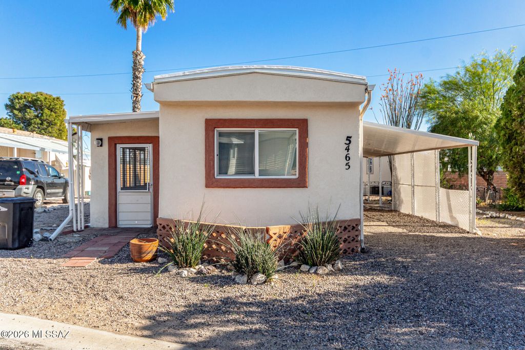 5465 W Lazy S Street, Tucson, AZ 85713