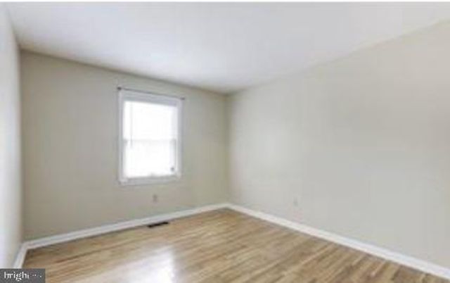 7740 TIVERTON DR, Springfield, VA 22152