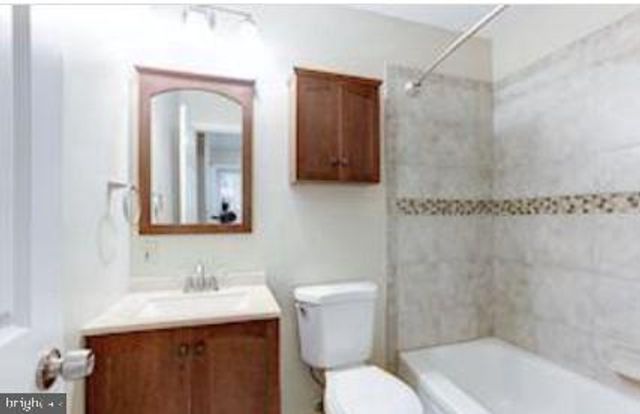 7740 TIVERTON DR, Springfield, VA 22152