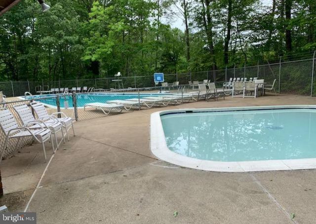 7740 TIVERTON DR, Springfield, VA 22152