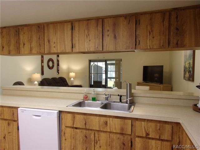 876 Pritchard Island Road, Inverness, FL 34450