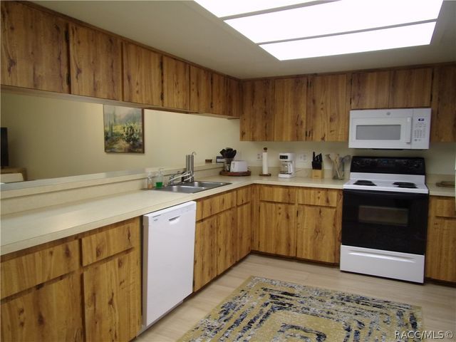 876 Pritchard Island Road, Inverness, FL 34450