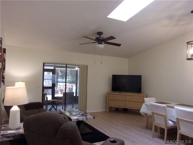 876 Pritchard Island Road, Inverness, FL 34450