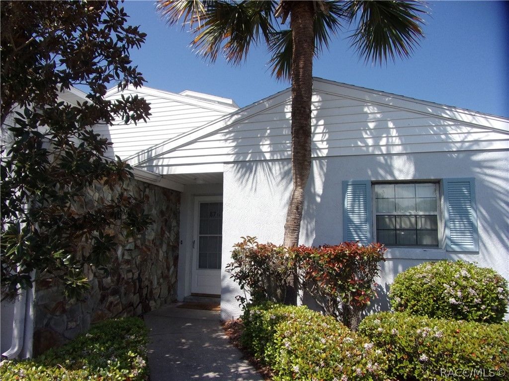 876 Pritchard Island Road, Inverness, FL 34450