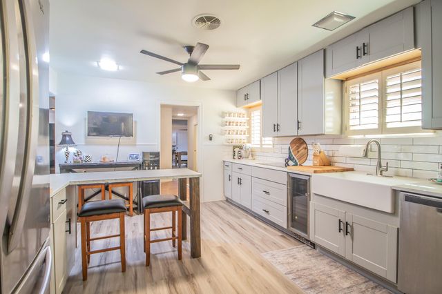 1301 E Buckley Street, Brownfield, TX 79316