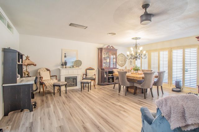 1301 E Buckley Street, Brownfield, TX 79316