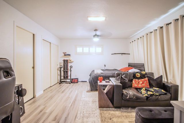 1301 E Buckley Street, Brownfield, TX 79316